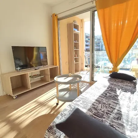 Cosy A 50m De La Plage 戛纳